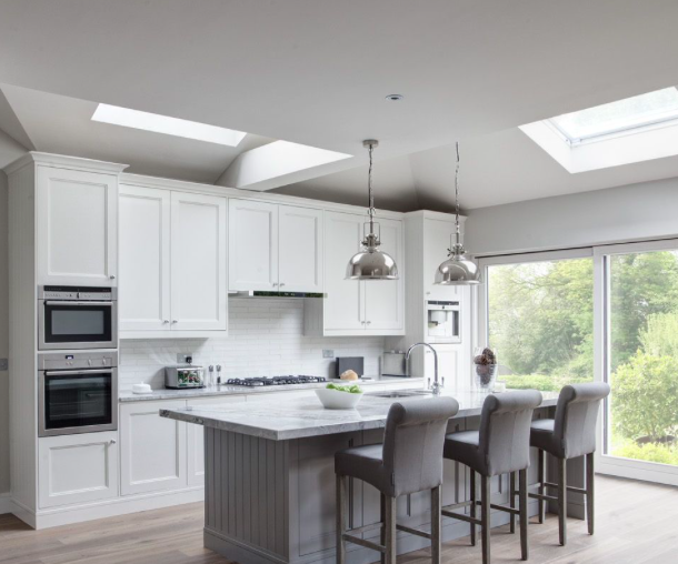 Contemporary Kitchen Set Up